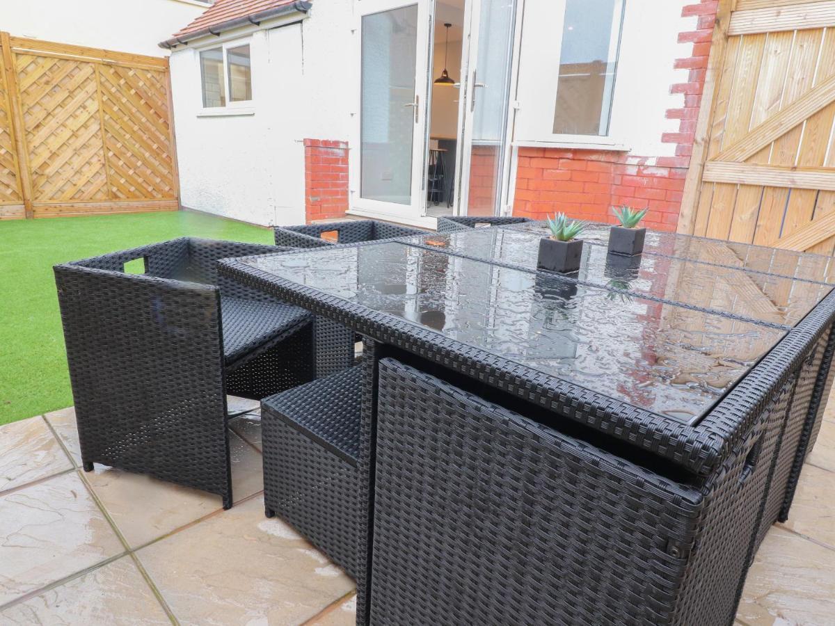 23 Ryden Avenue Villa Cleveleys Exteriör bild